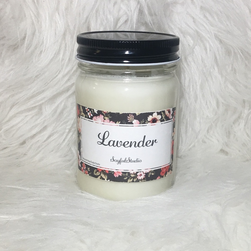 Lavender scented soy candle
